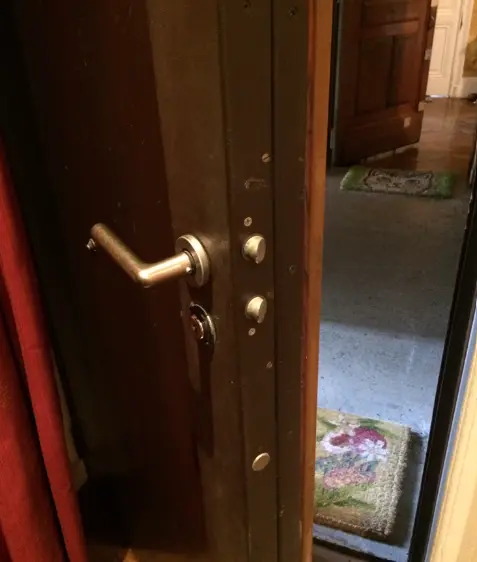 Serrure multipoints Picard sur porte d'entrée